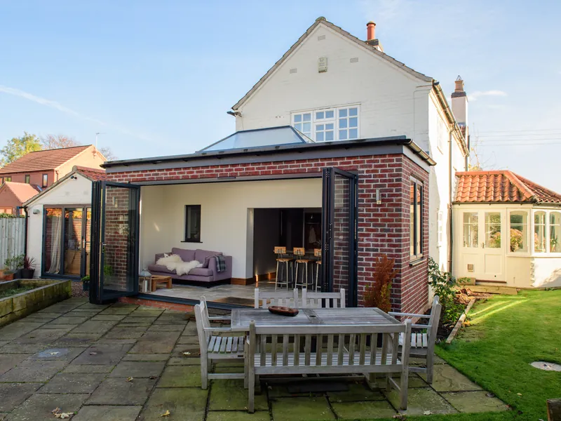 Bifold Earlsfield