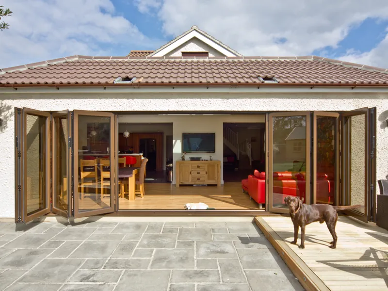 Bifold Earlsfield