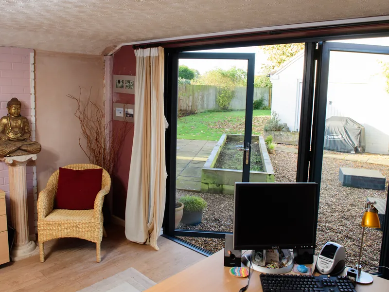 Bifold Earlsfield