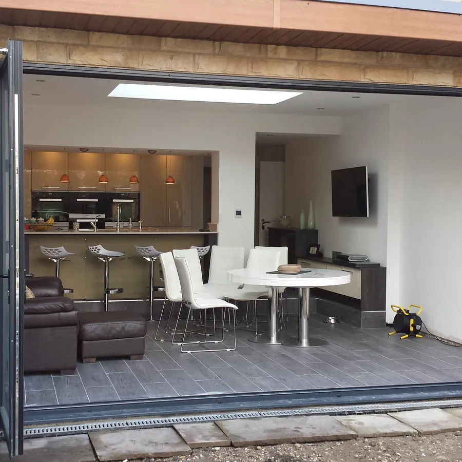Bifold Earlsfield